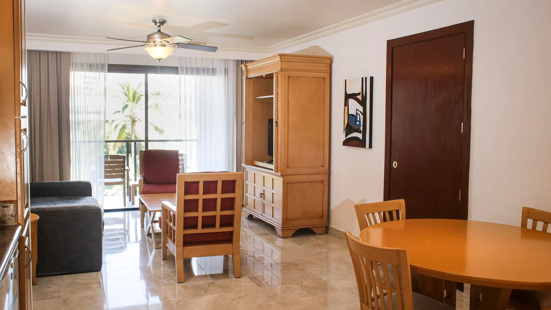 Melia Puerto Vallarta 4*,
